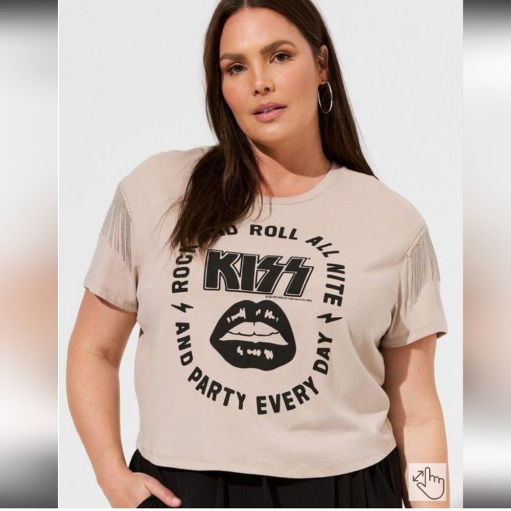 torrid The Vinyl Icons Taupe KISS‎ Relaxed Fit Cotton Crop Tassel T-Shirt NWT 2X